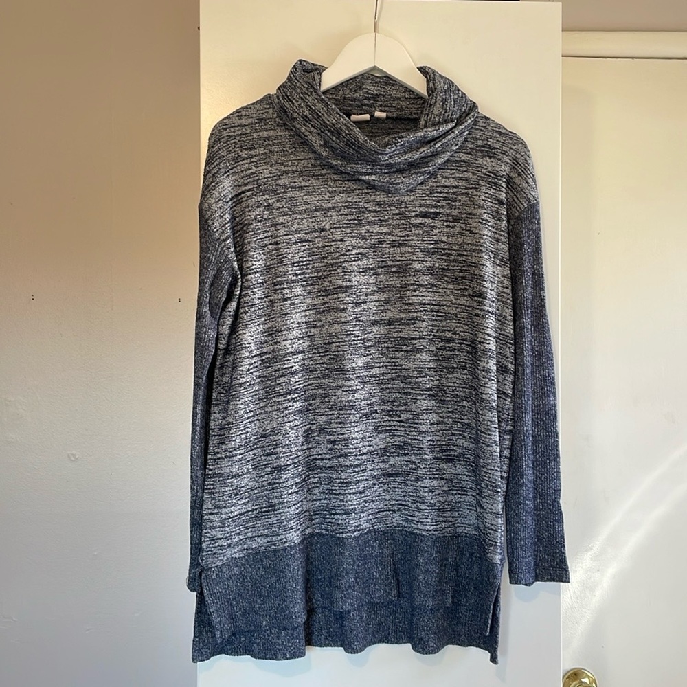 Gap Sweater